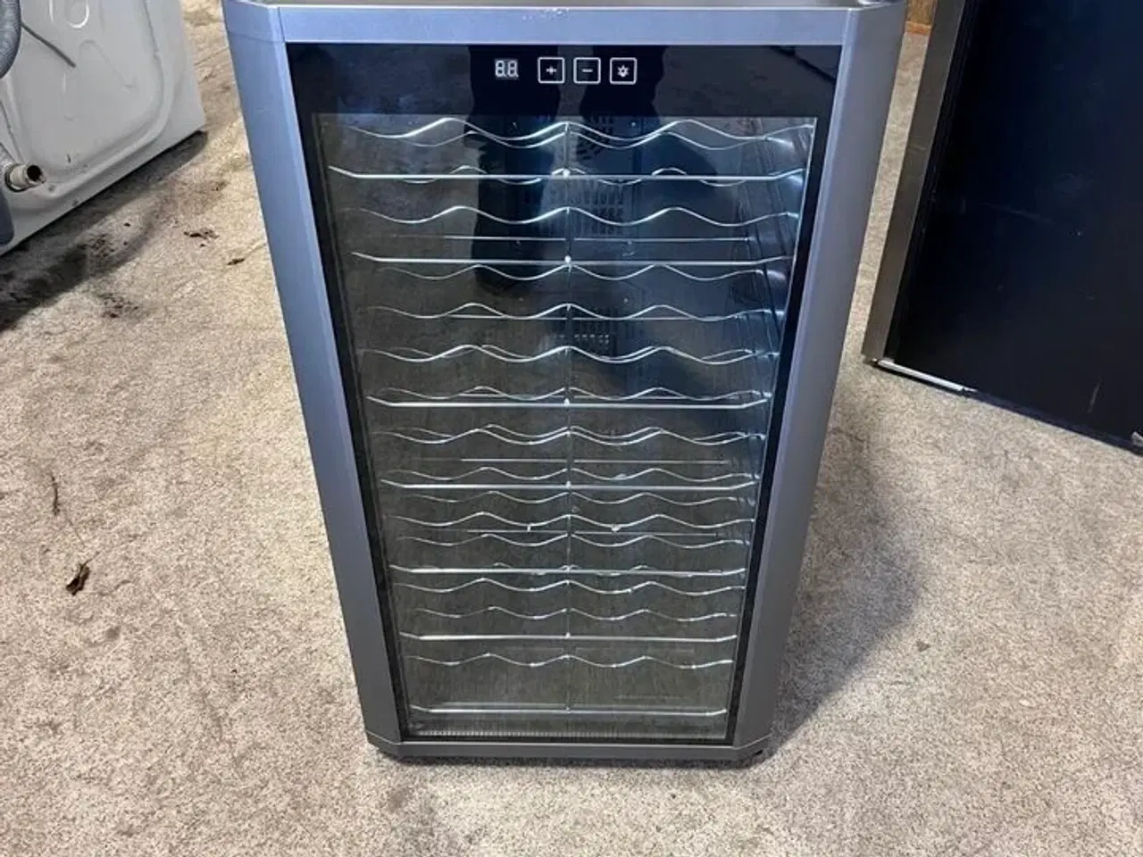 Billede 1 - Vinkyl - vinkøleskab