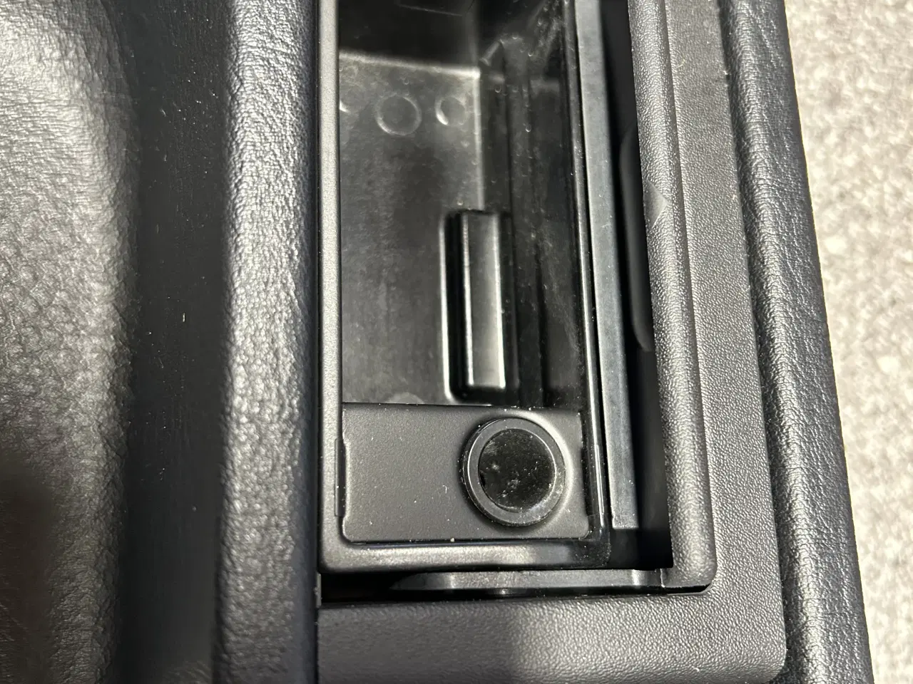 Billede 6 - BMW E36 Coupe Midterkonsol kommer.