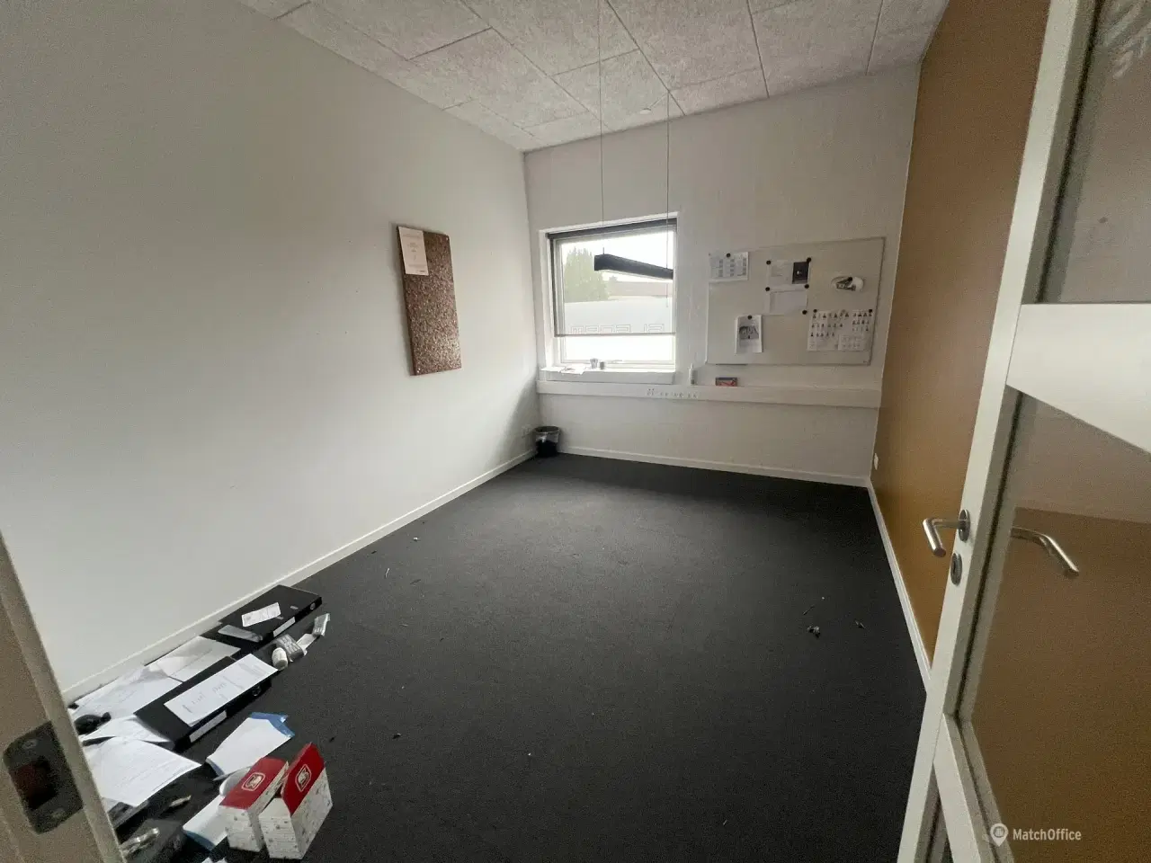 Billede 9 - Lejemål med virkelig gode adgangsforhold og vendearealer, beliggende i Viborgs nordlige del, tæt på ringvejen.