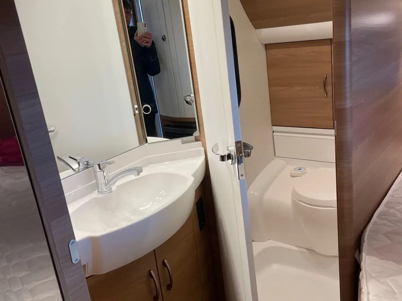 Billede 4 - Campingvogn - Hobby de luxe 460 UFe 2022 NY