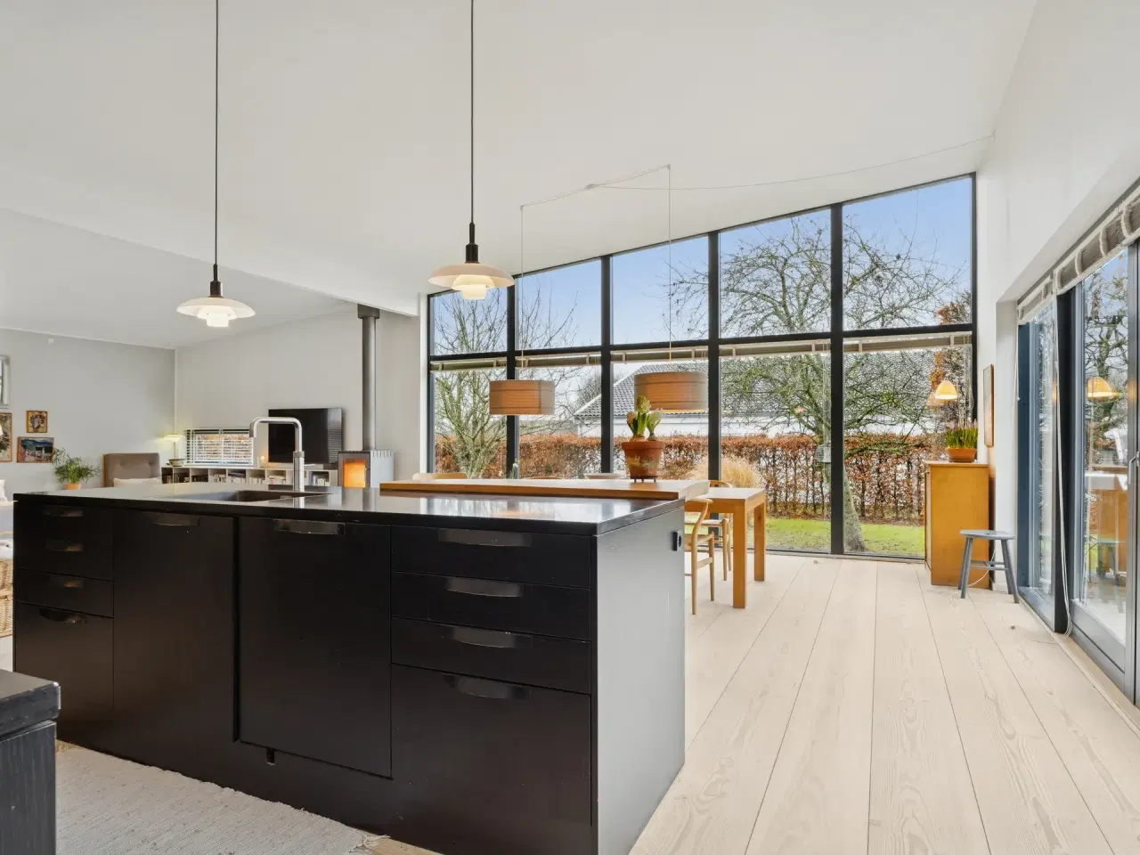 Billede 5 - Privat beliggenhed, natur og fantastisk læ - skønt