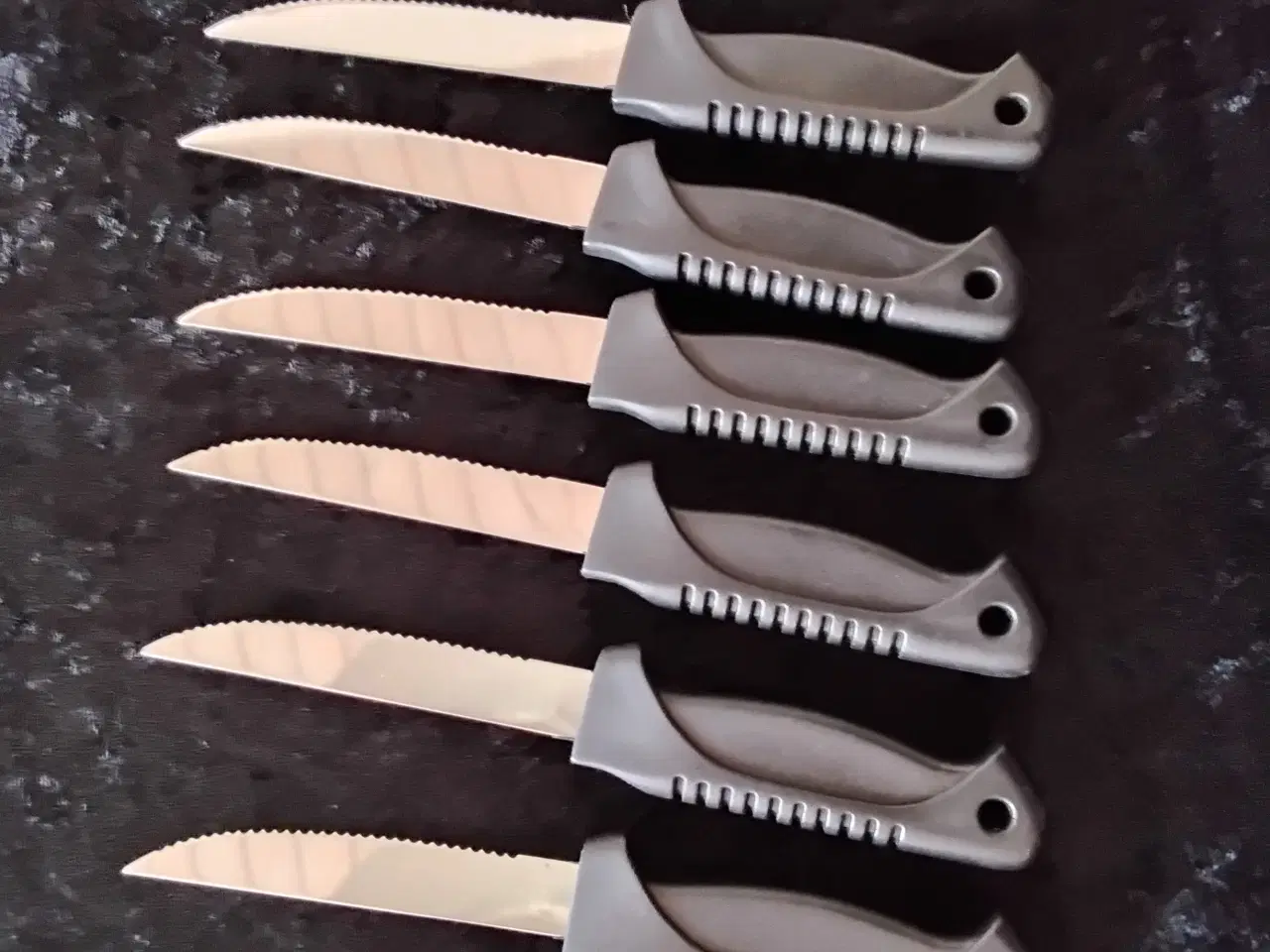 Billede 2 - Nye grill-knive, rustfrit stål og sorte plast-greb