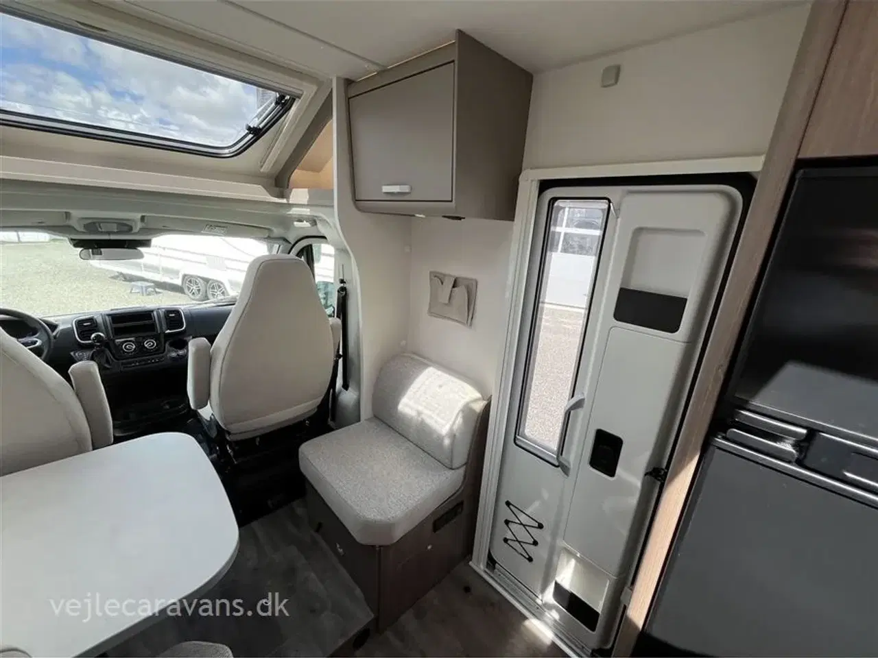 Billede 6 - 2025 - Carado T 447 PRO+