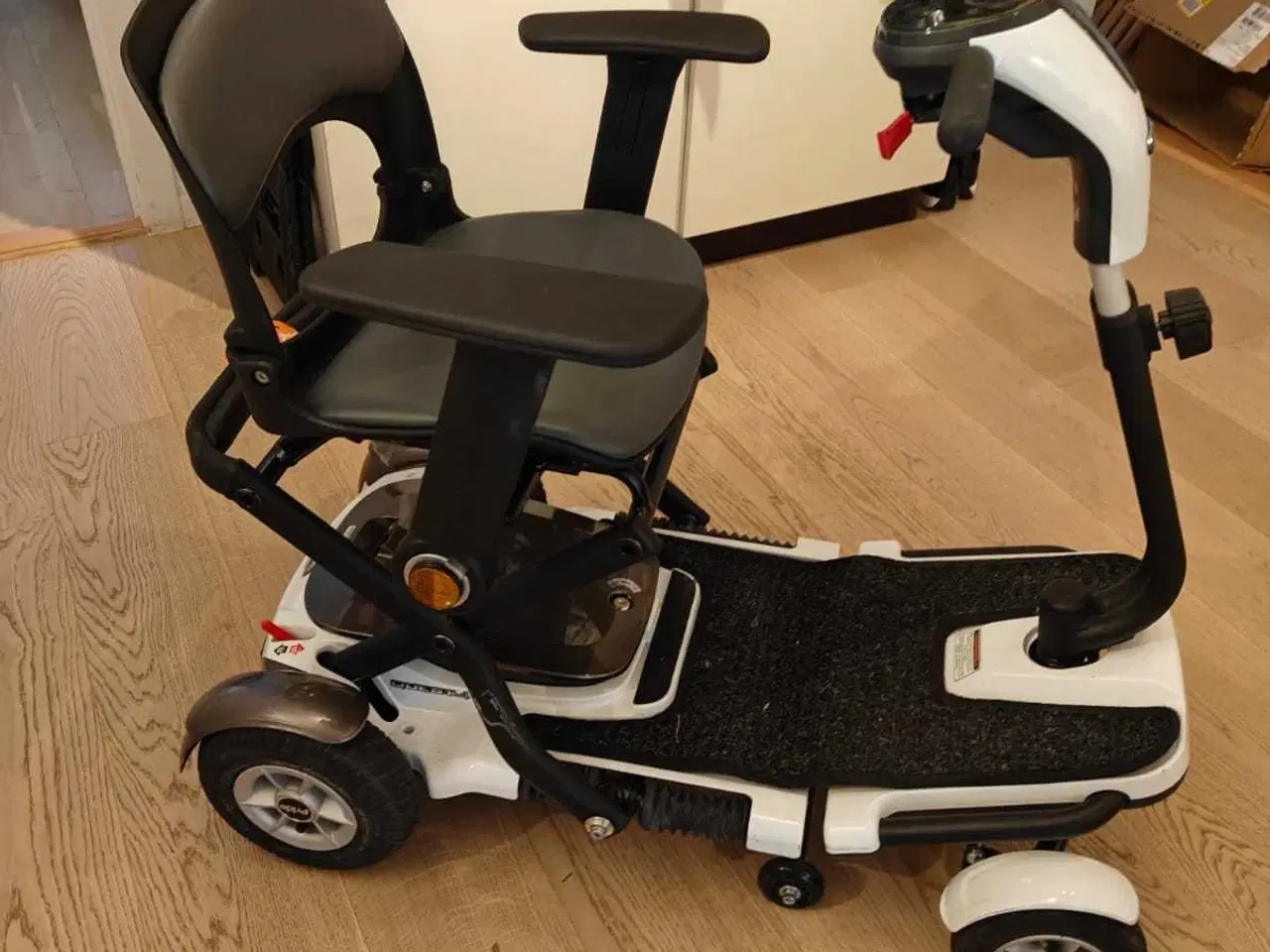 Billede 2 - Næsten ny el-scooter handicap 