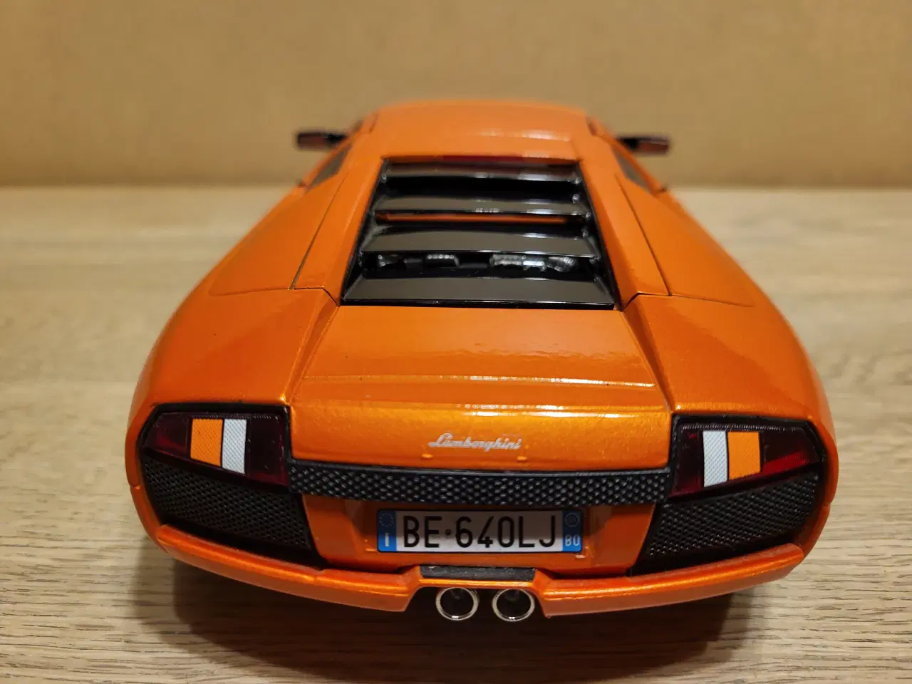 Billede 6 - Modelbil. LAMBORGHINI MURCIELAGO (2001) Skala 1/18