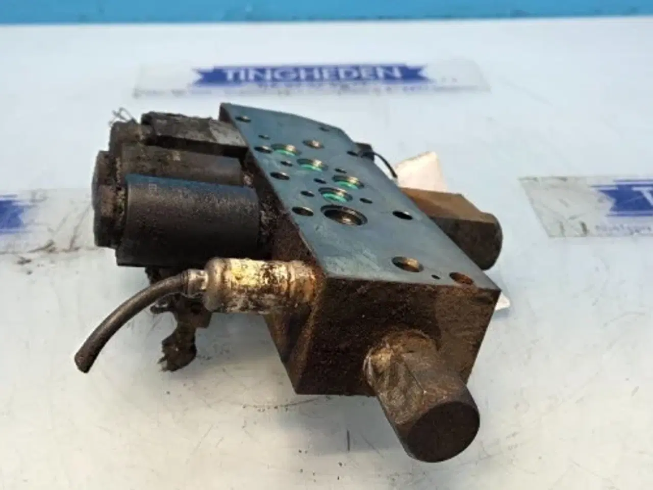 Billede 11 - Valtra  S394   Ventil   G954100600011