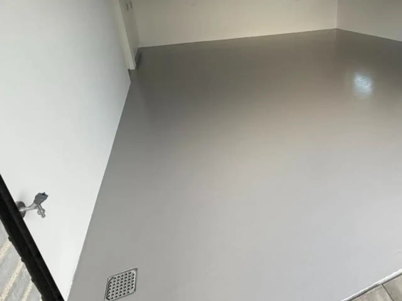 Billede 2 - Epoxy- & PU-gulve til garage, værksted & erhverv 