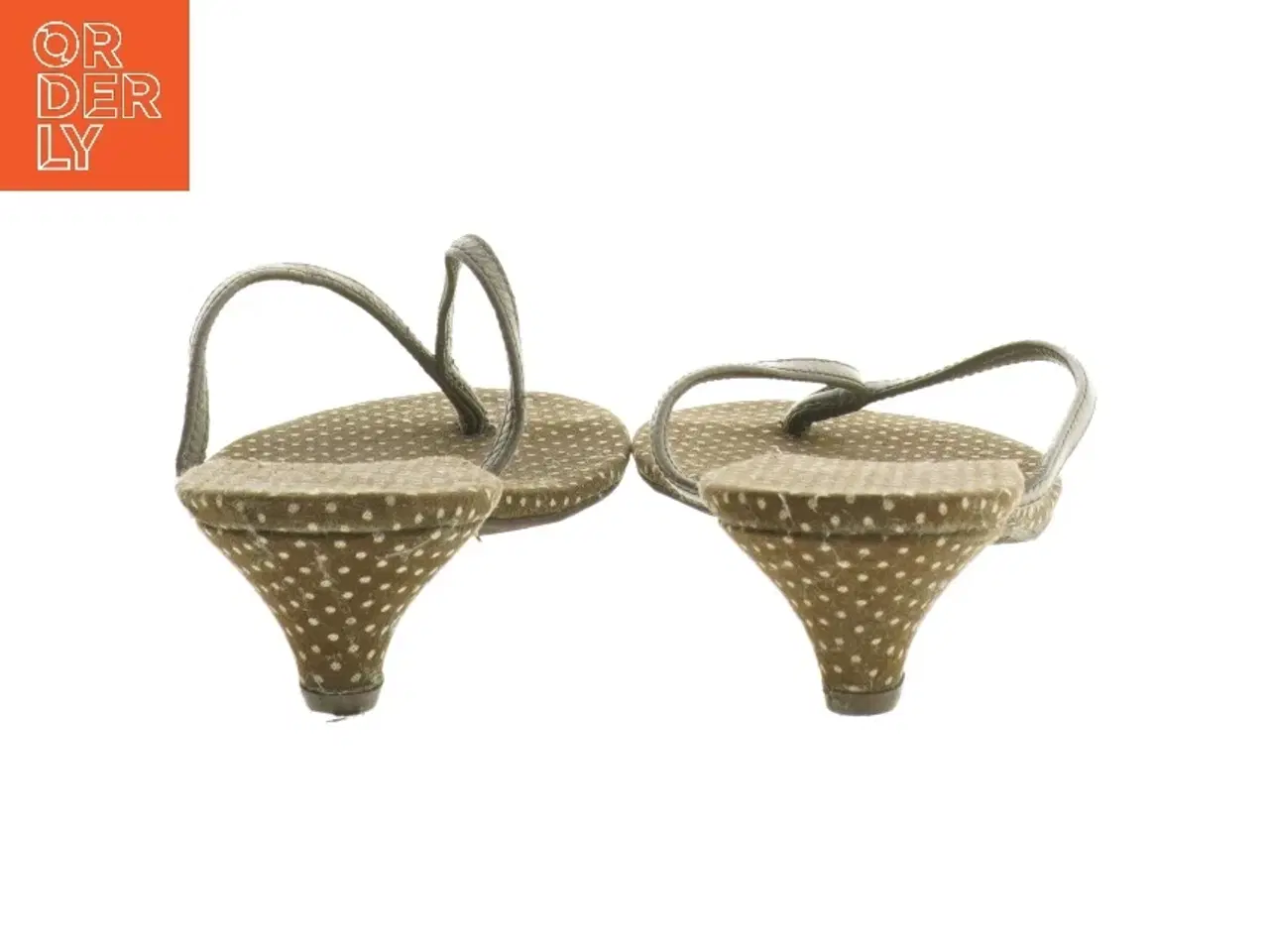 Billede 2 - Brune sandeletter med hæl (str. 41 )