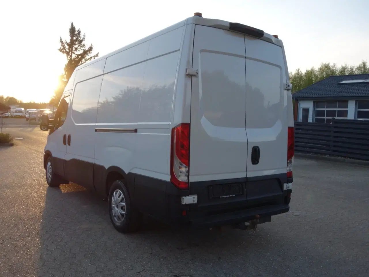 Billede 12 - Iveco Daily 2,3 35S16 12m³ Van AG8
