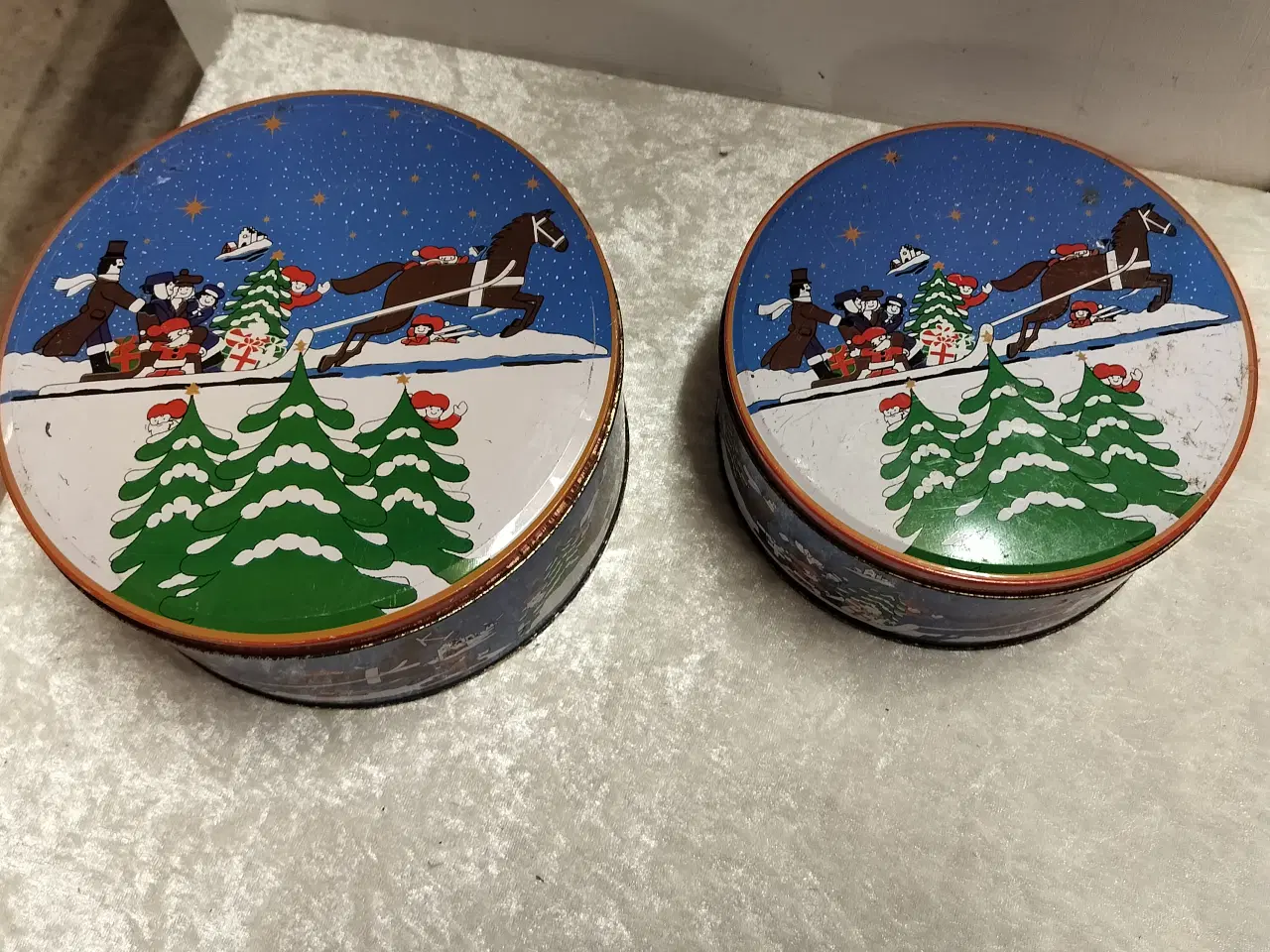 Billede 2 - Gamle Jule kagedåser 2 stk