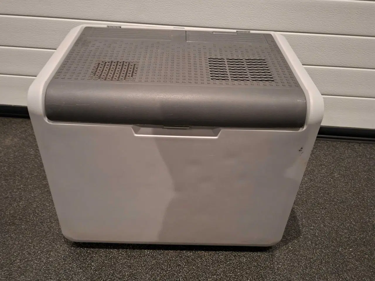 Billede 1 - Køleboks 40L. 12V/230V