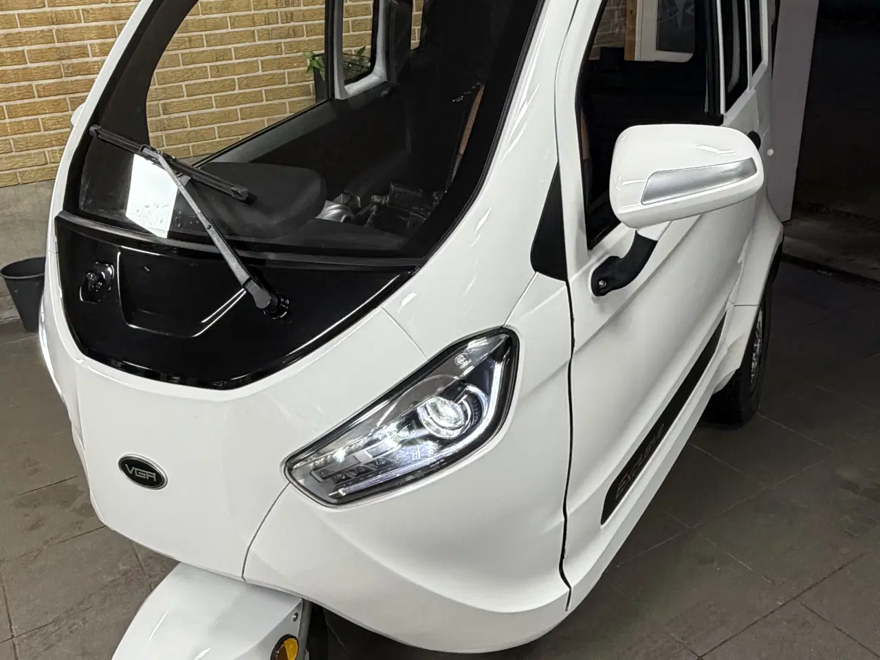 Billede 1 - VGA Cab Easy 30 kabinescooter