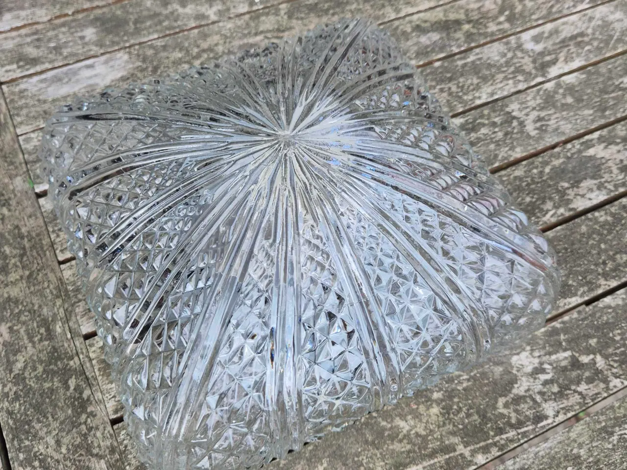 Billede 18 - Smuk plafond med buet glasskærm