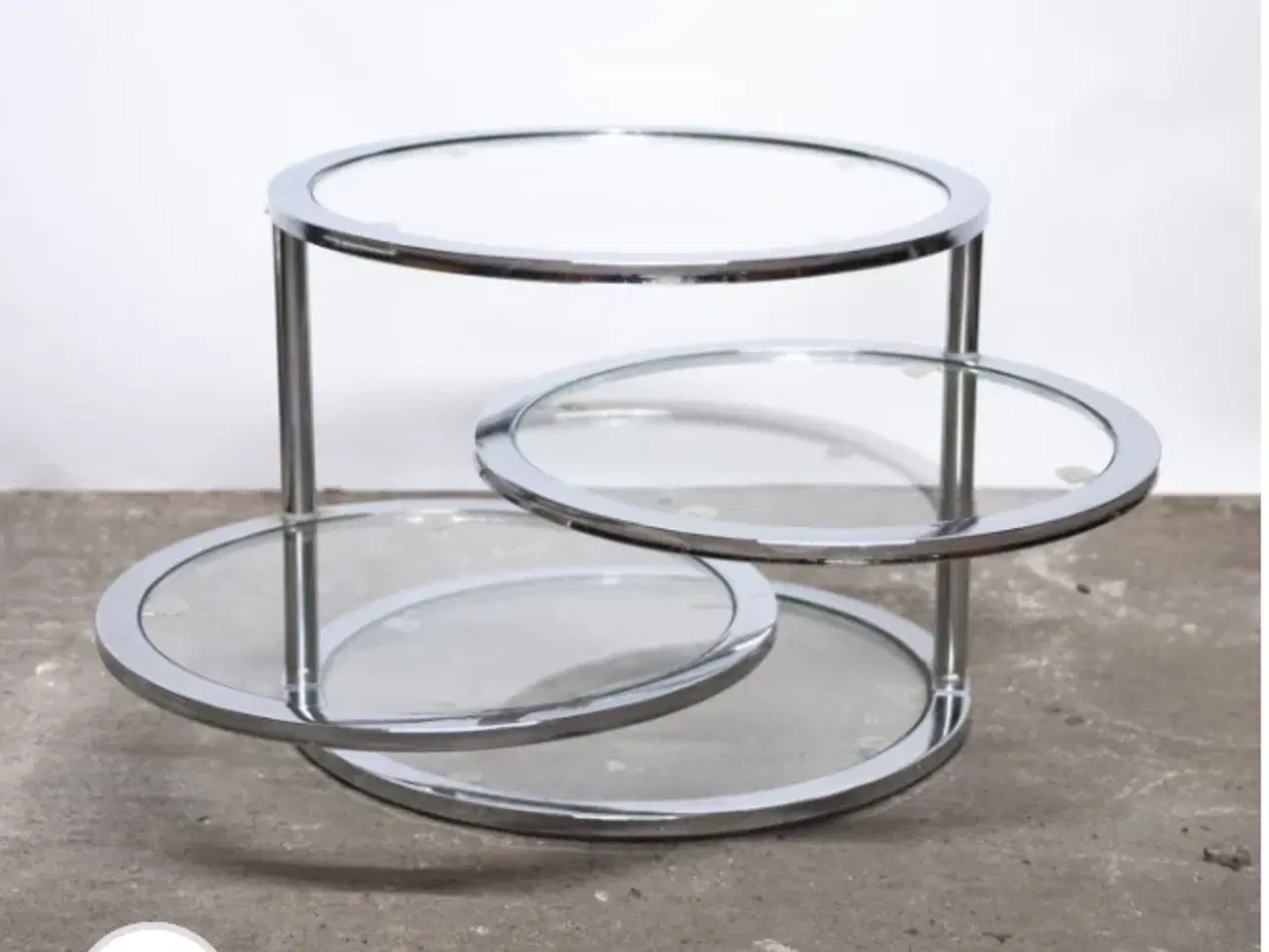 Billede 2 - Rundt bord i glas og stål