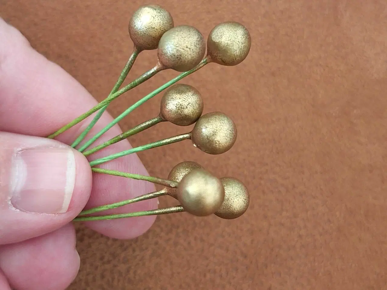 Billede 2 - Knopper til crepepapir blomster 