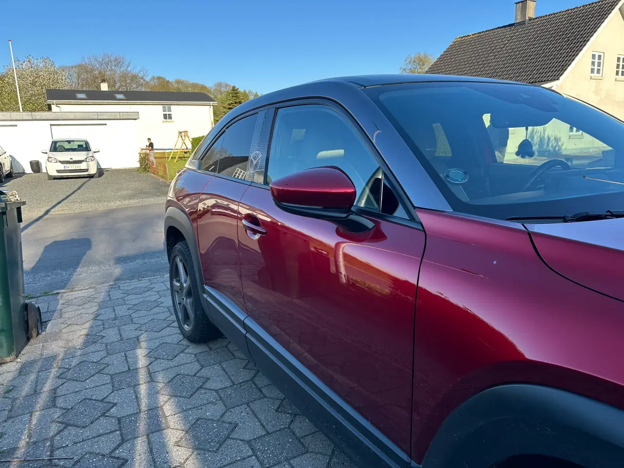 Billede 2 - Mazda MX30 rød