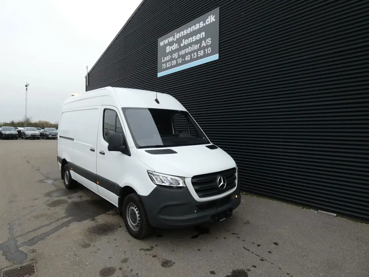 Billede 1 - Mercedes-Benz Sprinter 317 2,0 CDI A2 H2 RWD 9G-Tronic 170HK Van Aut.