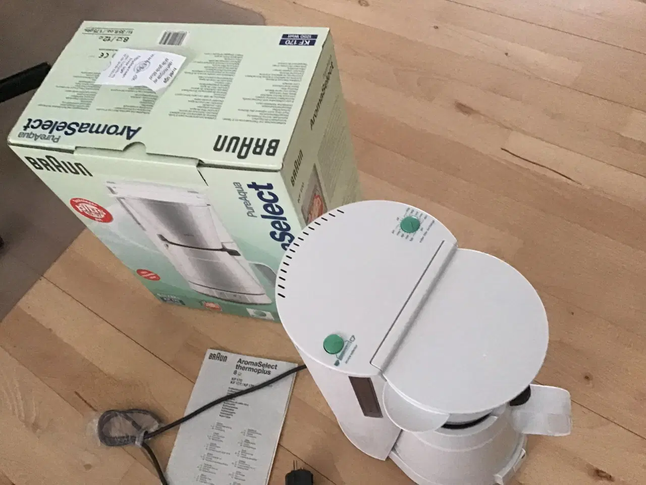 Billede 2 - Kaffemaskine Braun  hel Ny 1250wat med termokande