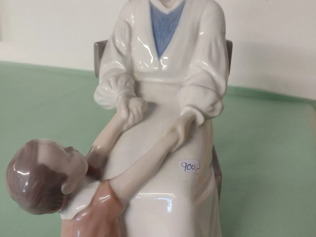 Billede 1 - Bing & grøndahl mor og barn