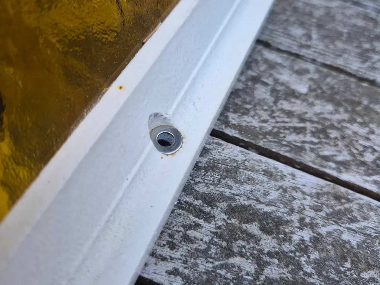 Billede 13 - Sekskantet plafond med gule glas 