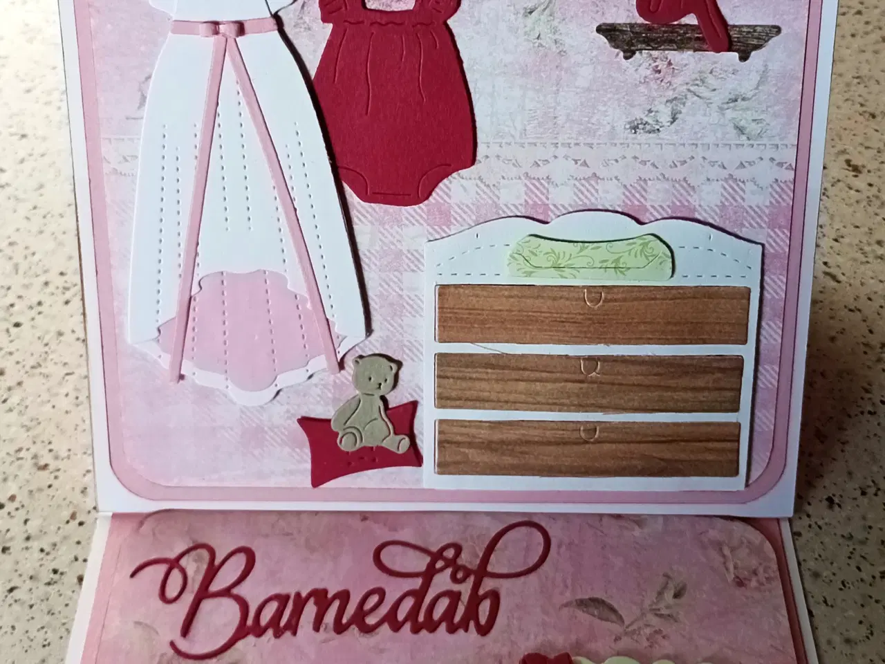 Billede 2 - Barnedåbskort sælges.