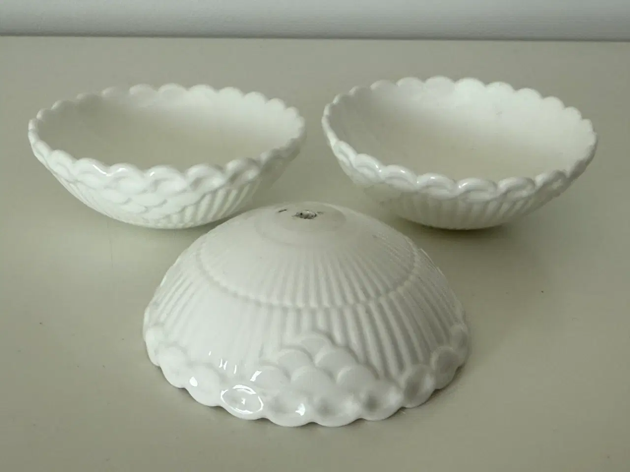 Billede 6 - Royal Copenhagen porcelænsskåle til adventsstage.