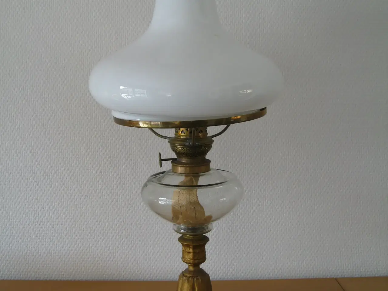 Billede 1 - Antik Petroliumslampe