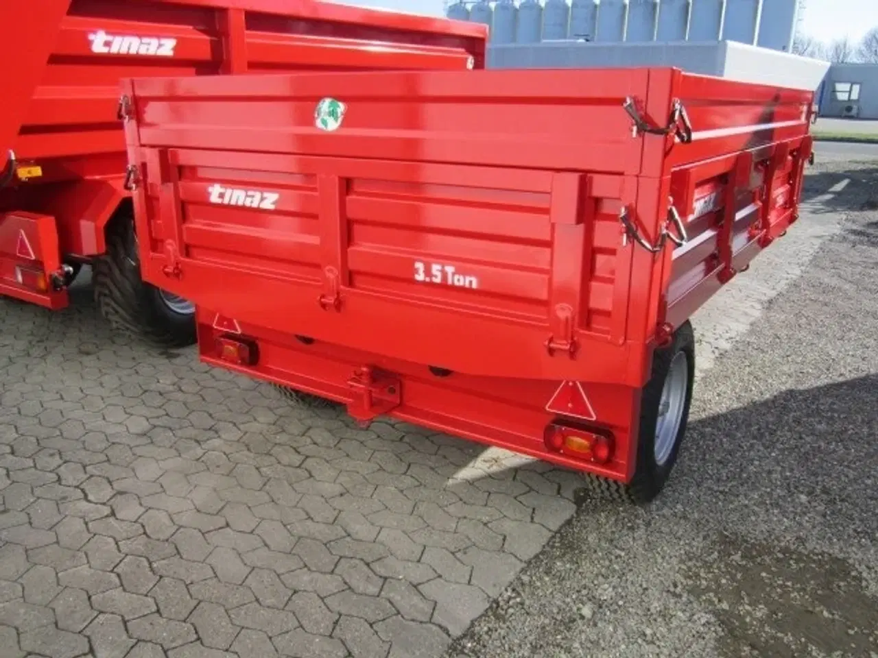 Billede 4 - Tinaz 3,5 tons bagtipvogn med 25 cm sider