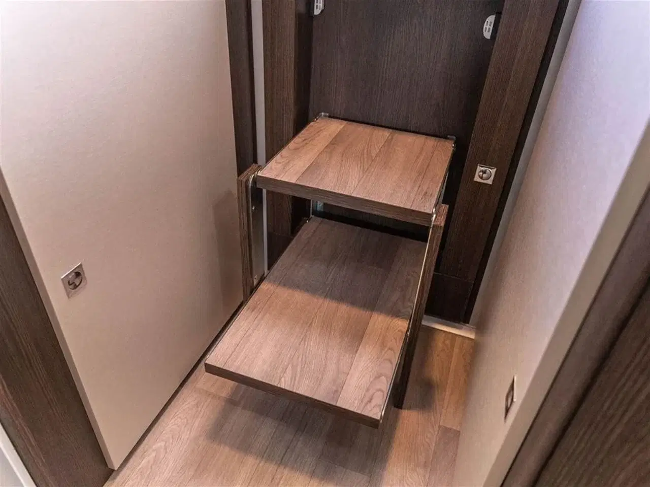 Billede 14 - 2023 - Benimar Sport 363 NK Ekstrem velholdt autocamper til familien