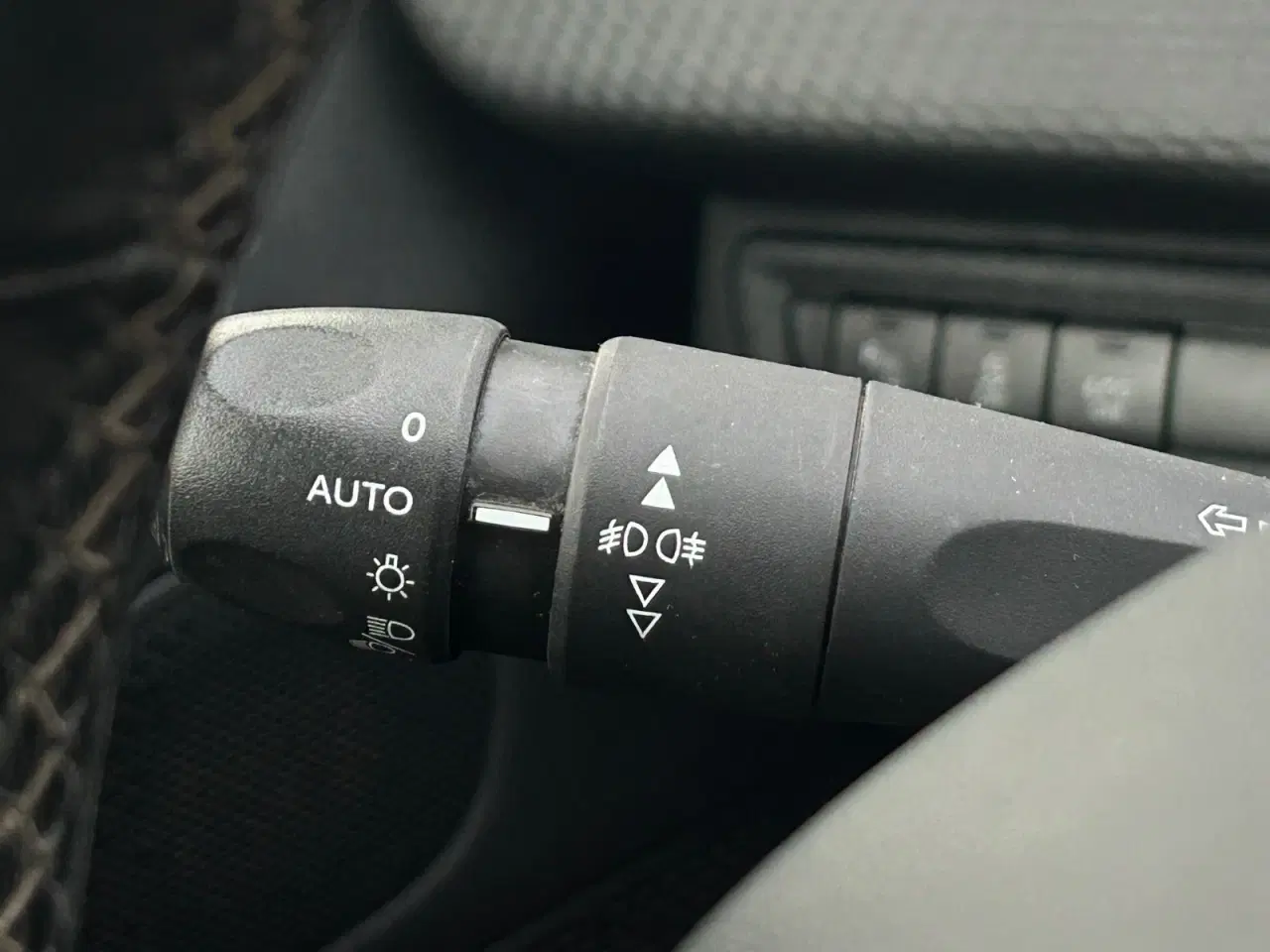 Billede 8 - Peugeot 208 1,6 BlueHDi 100 Allure Sky