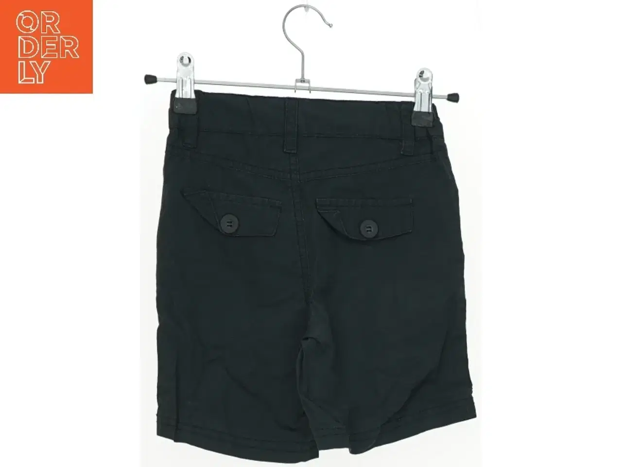 Billede 2 - Shorts med tryk fra Friends (str. 86)