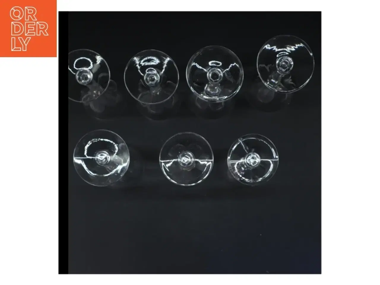 Billede 3 - Sæt af 7 klare vinglas (str. 7 stk Ø 7,5 cm længde 17 cm)