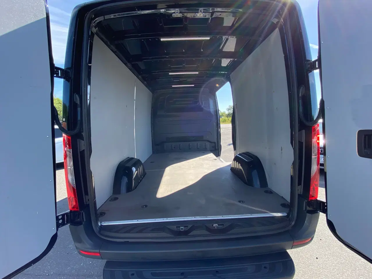 Billede 7 - Mercedes-Benz Sprinter 319 3,0 CDI A2 H2 RWD 7G-Tronic 190HK Van 7g Aut.
