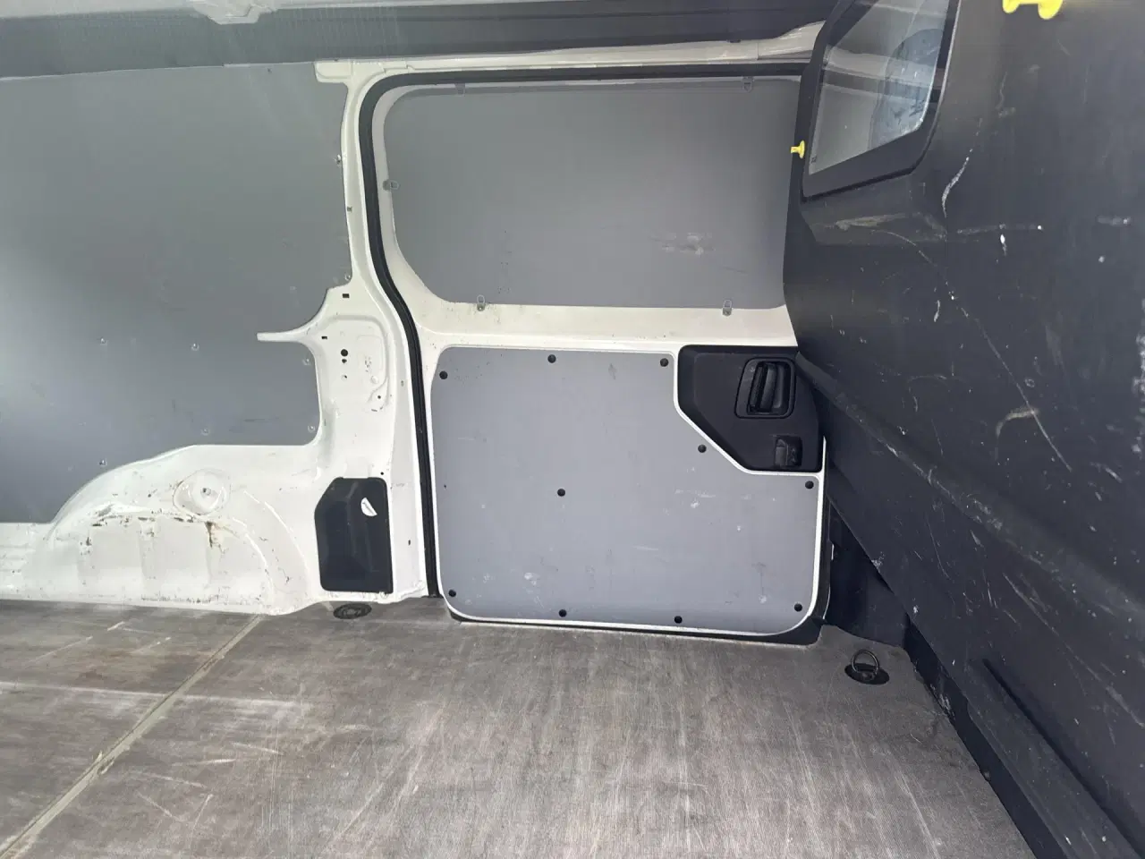 Billede 8 - Toyota Proace Long 2,0 D Comfort Master To skydedør, bagklap 144HK Van 8g Aut.