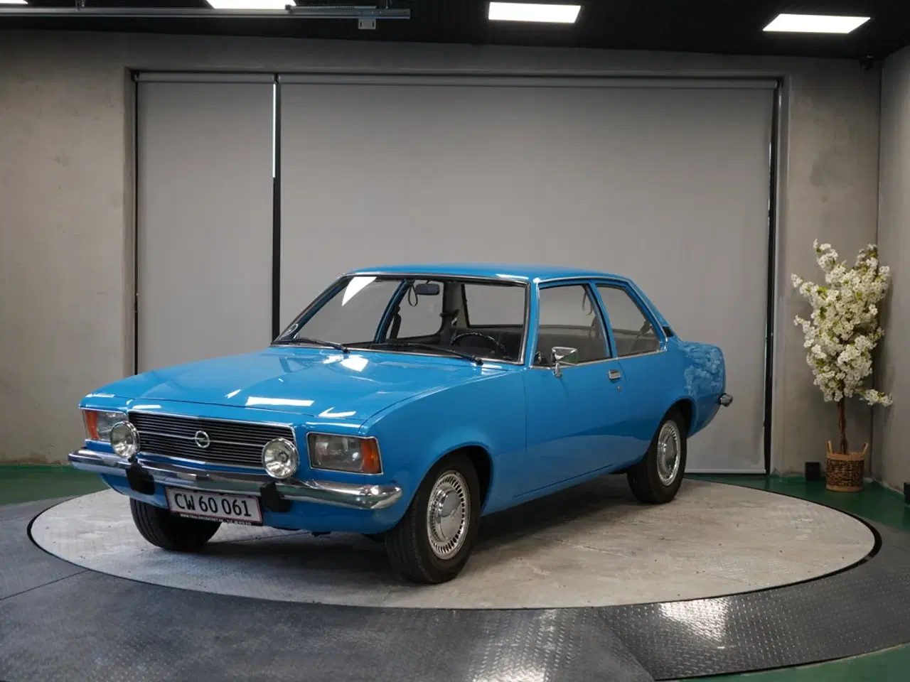 Billede 1 - OPEL REKORD fra 1976 – på auktion 14. maj