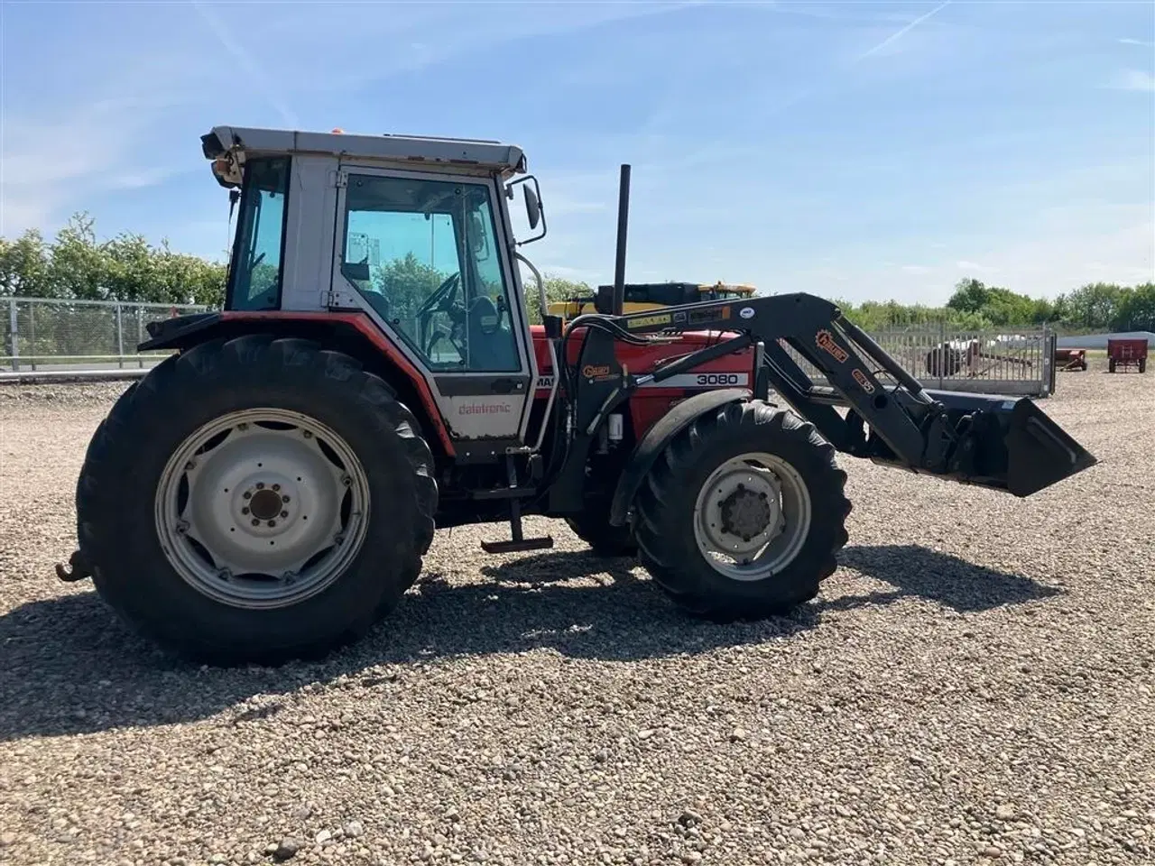 Billede 2 - Massey Ferguson 3080 4wd med Frontlæsser 40km/t