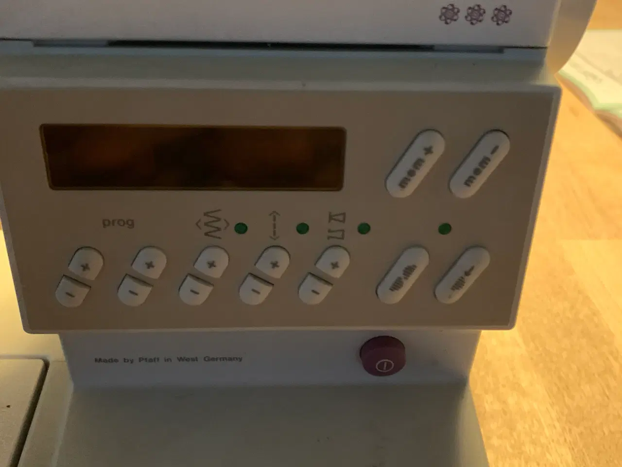 Billede 3 - PFAFF CREATIVE 1467. SOLGT