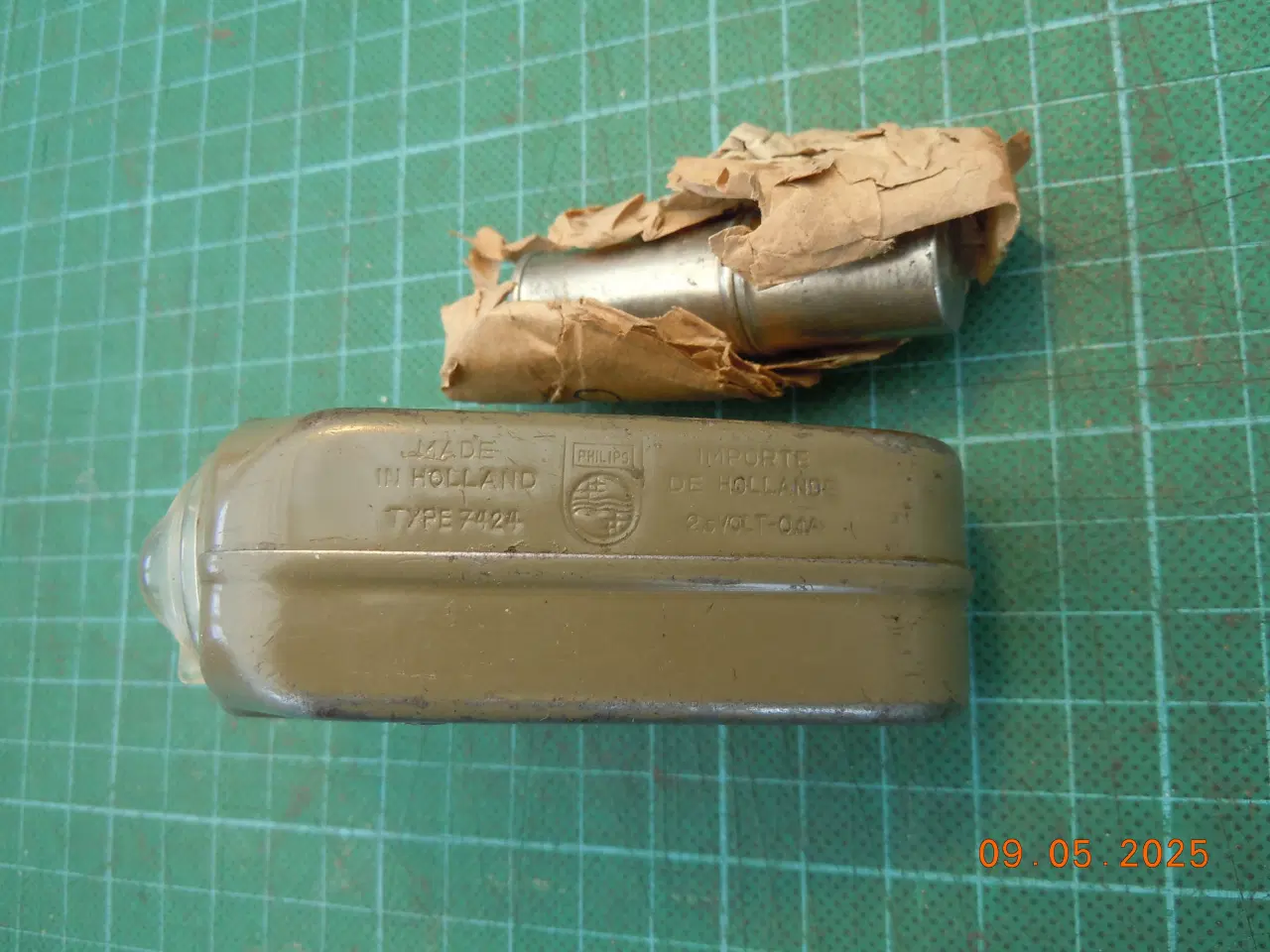 Billede 8 - Wehrmacht dynamolygte og benzinfyrtøj.