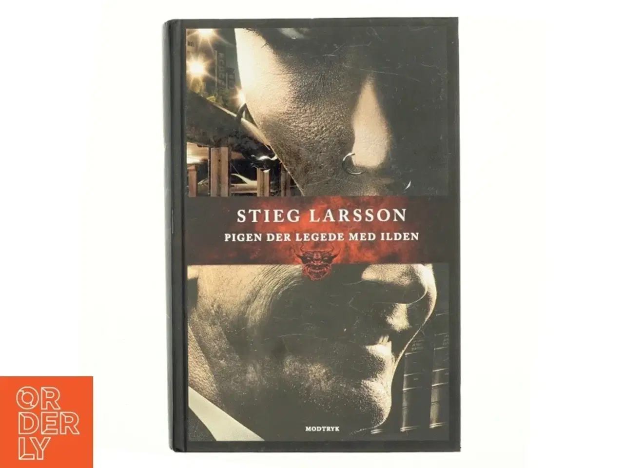 Billede 1 - Pigen der legede med ilden. 2 af Stieg Larsson (Bog)