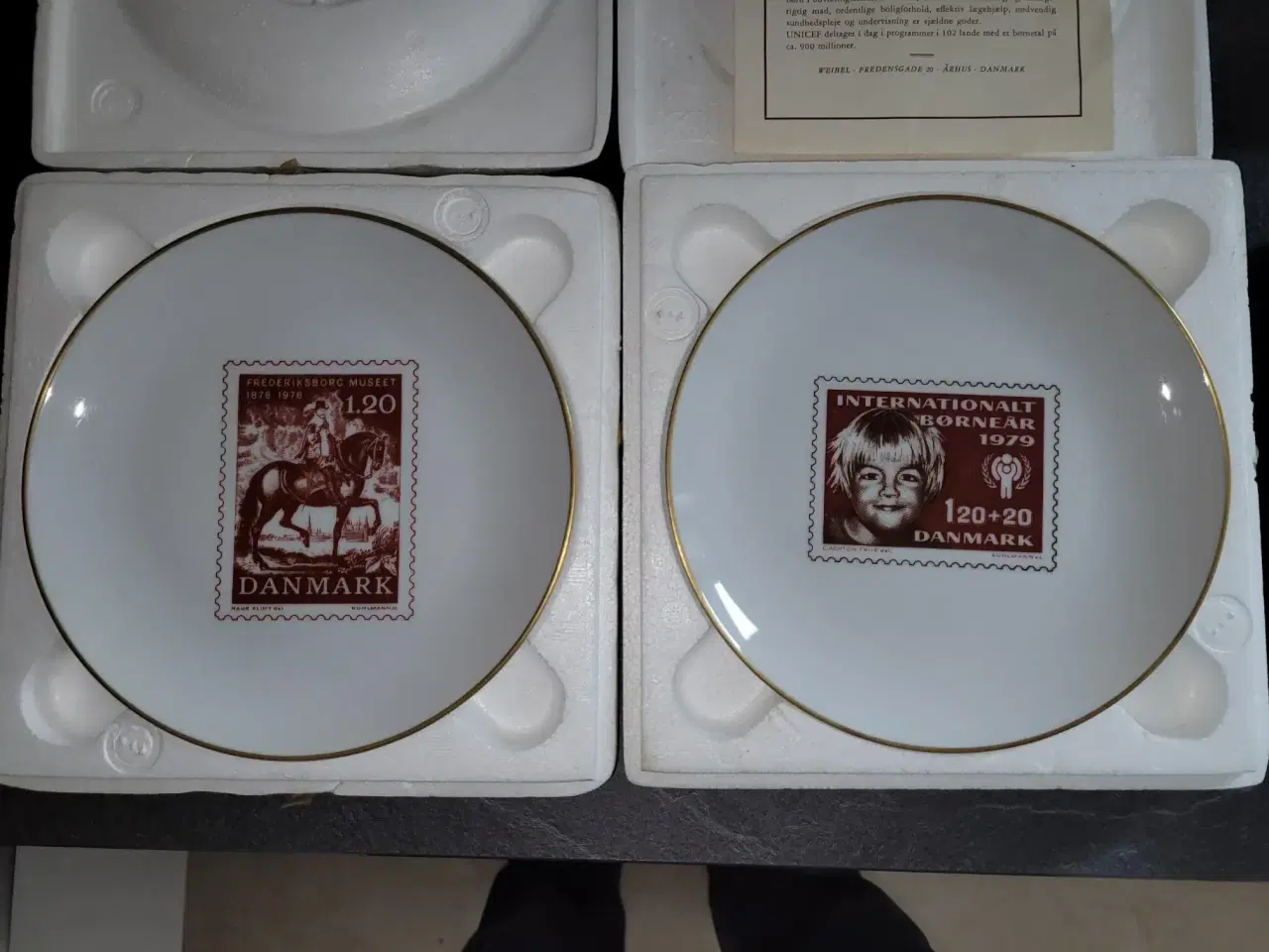 Billede 1 - Årsfrimærkeplatter