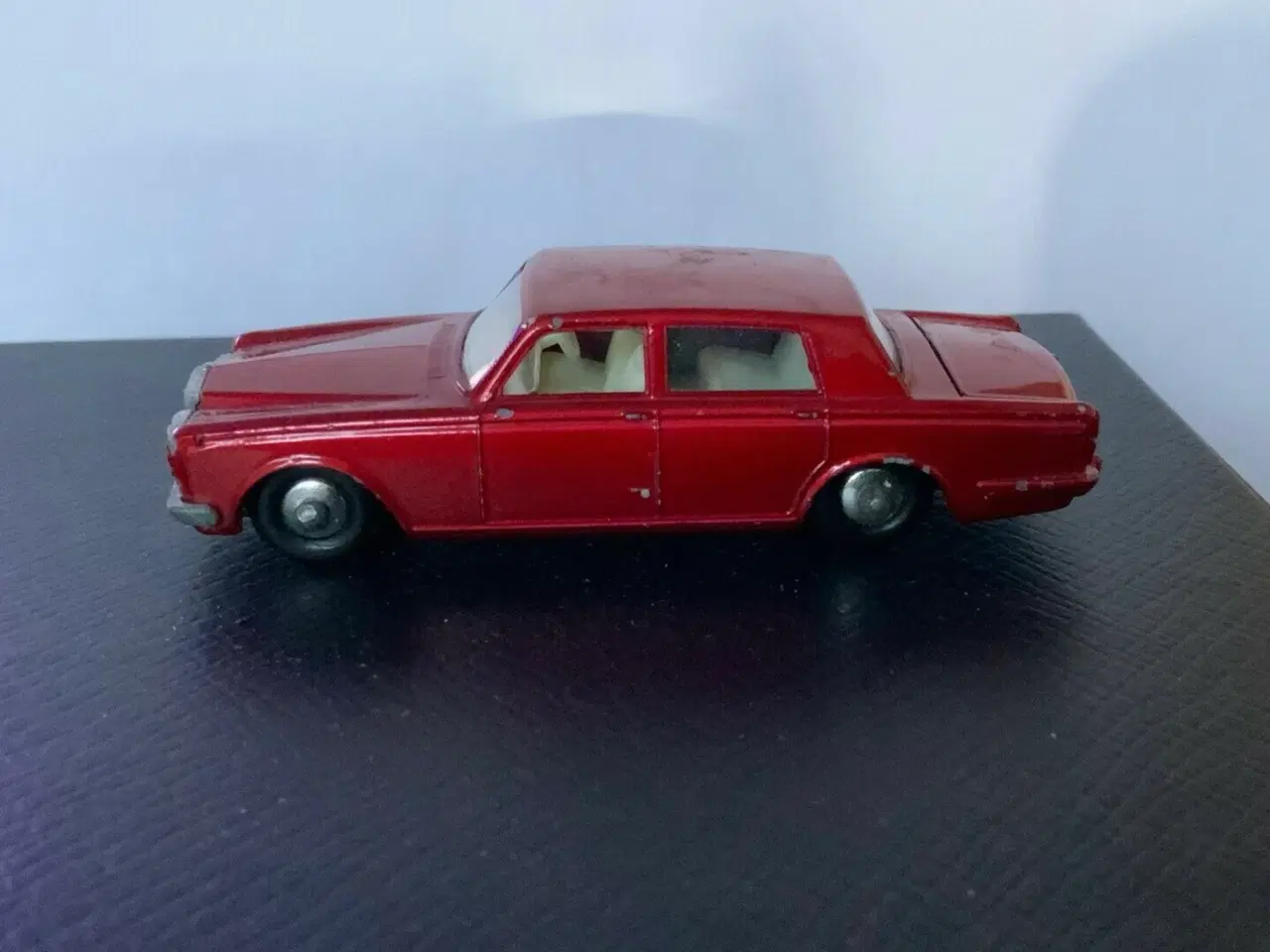 Billede 1 - Matchbox No. 24 Rolls Royce  Silver Shadow 