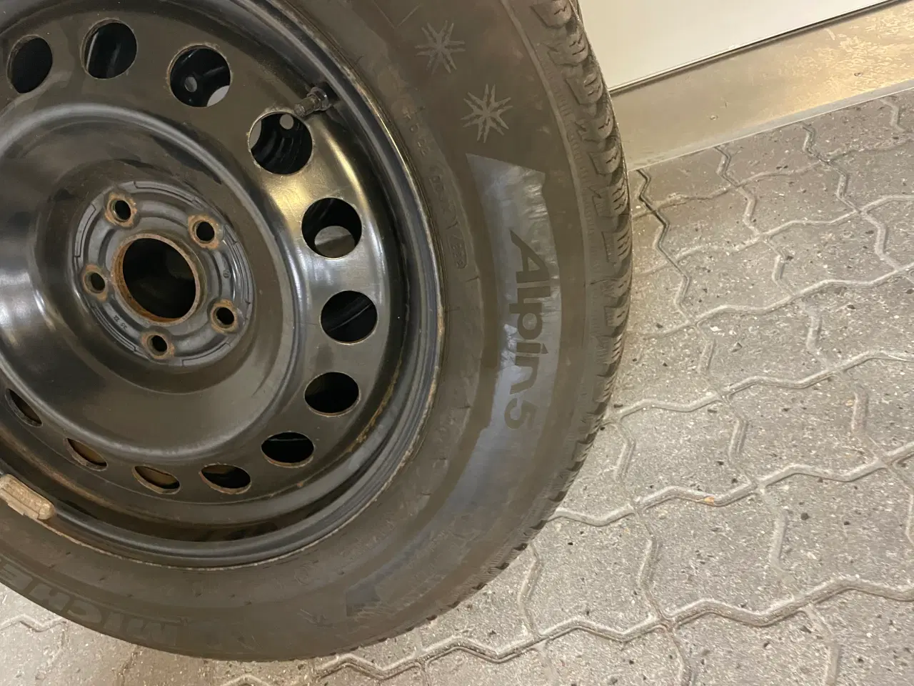 Billede 1 - Vinterdæk Michelin Alpin 5