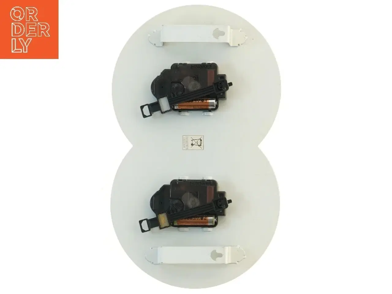 Billede 2 - Dobbelt ur med rød ramme fra Karlsson (str. 33x20 cm)