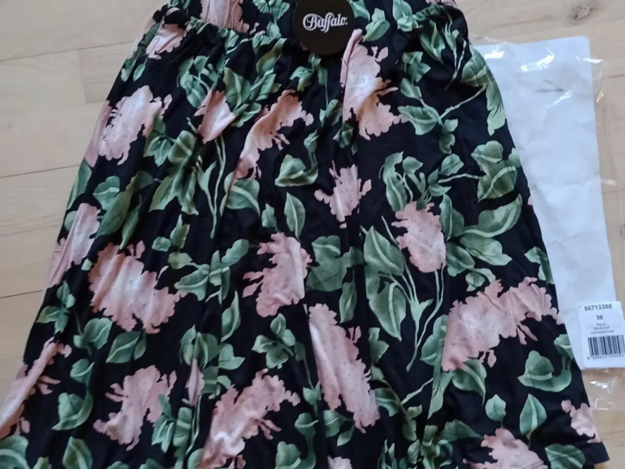 Billede 1 - Buffalo nederdel - ny.