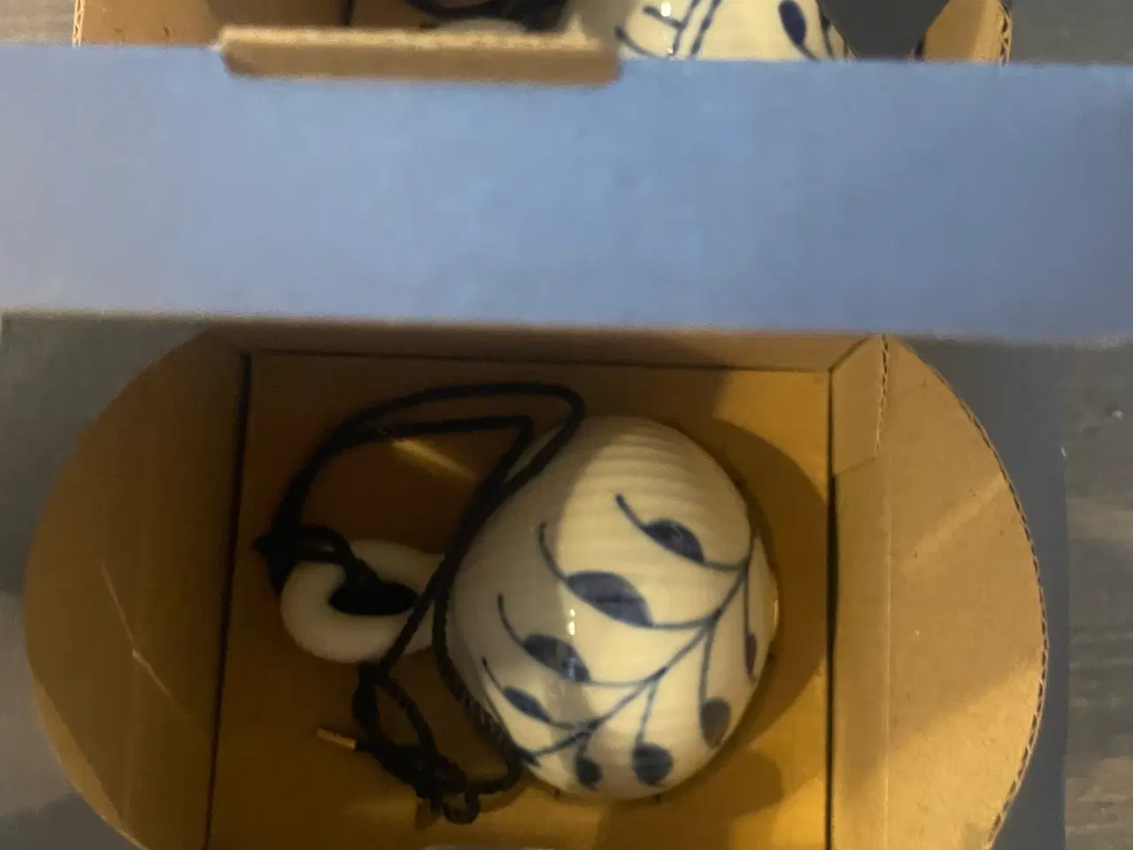 Billede 2 - Julekugle royal copenhagen 