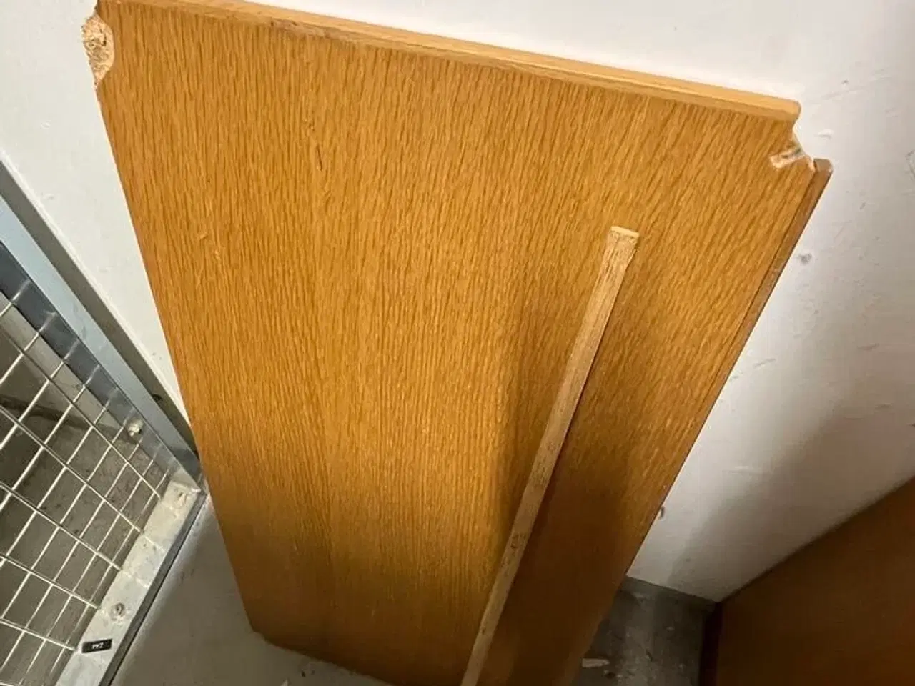 Billede 5 - Reol + Bord