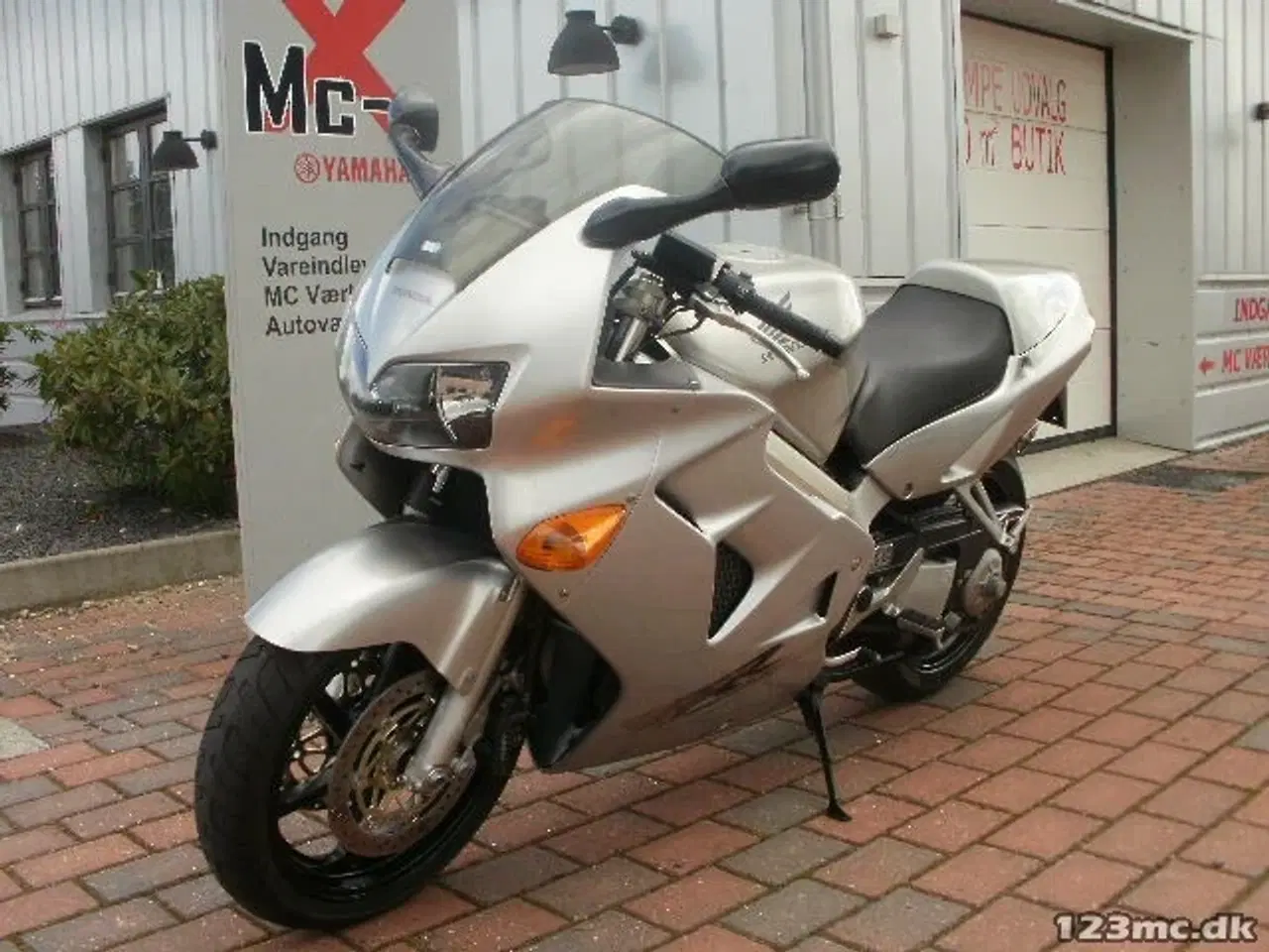 Billede 1 - Honda VFR 800 F