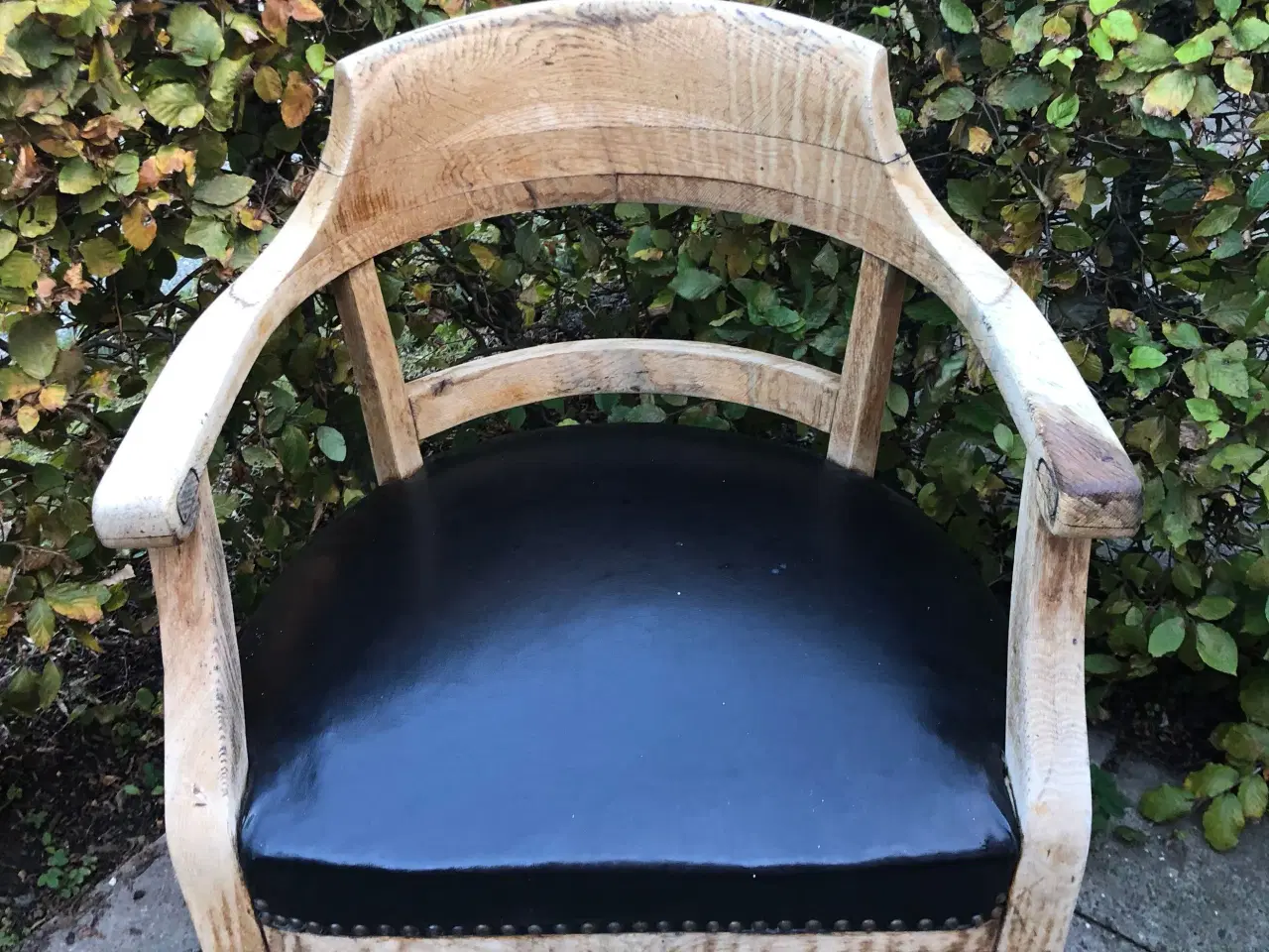 Billede 4 - Egetræs stole med læderbetrukket 