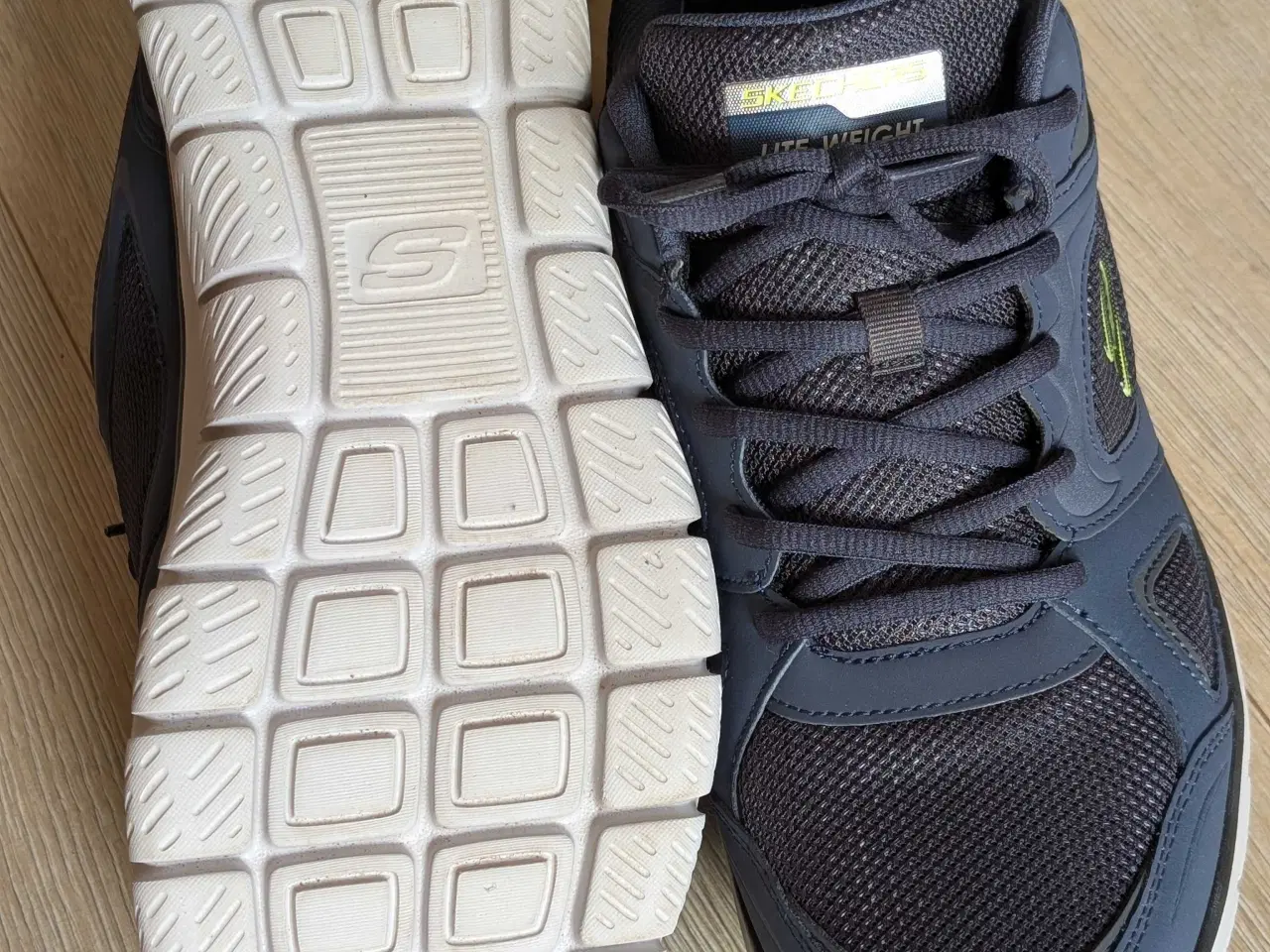 Billede 6 - SKECHERS SLIP - INS sko. Lite - Weicht.