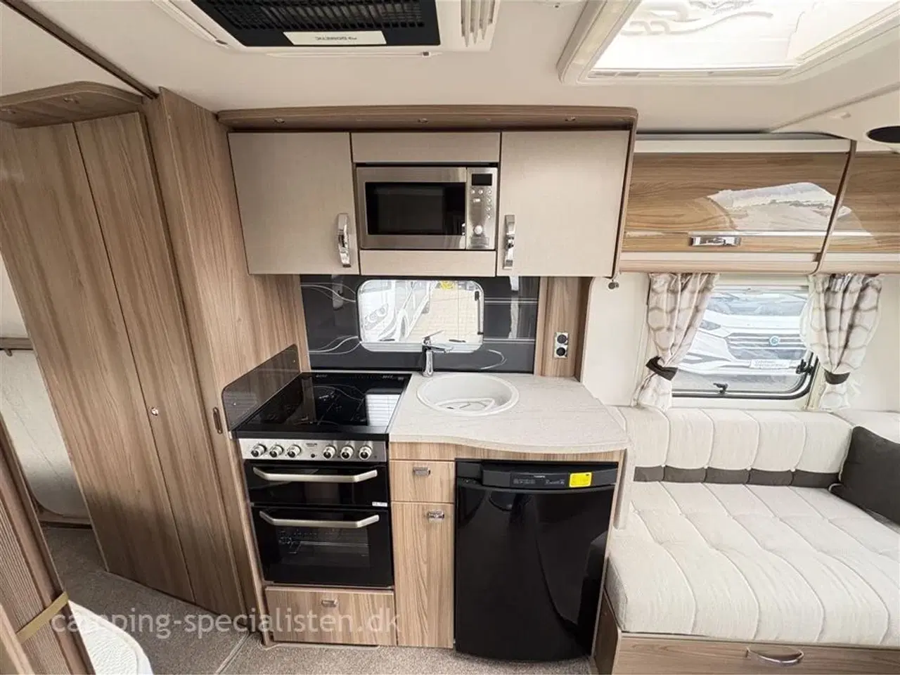 Billede 6 - 2018 - Sprite Cruzer 495 SR   Sprite Cruzer 495 2018 - Se den nu hos Camping-Specialisten.dk